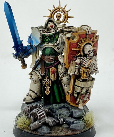 Space Marine: Captain with Relic Shield