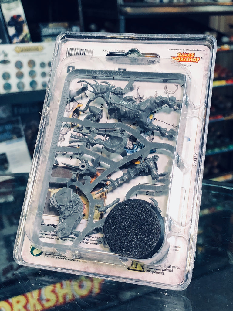 Maggotkin of Nurgle: Poxbringer