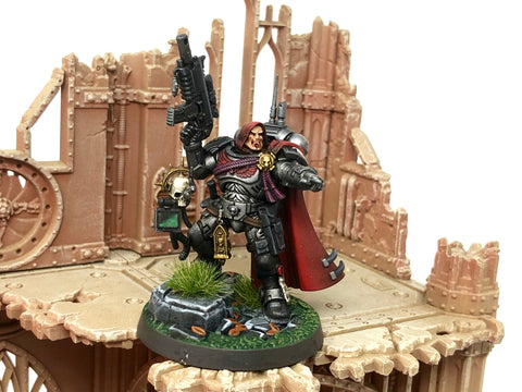 Warhammer 40K Primaris Captain in Phobos Armour